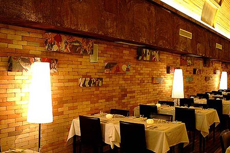 静谧雅致的&ldquo;饕餮源&rdquo;西餐厅(组图)